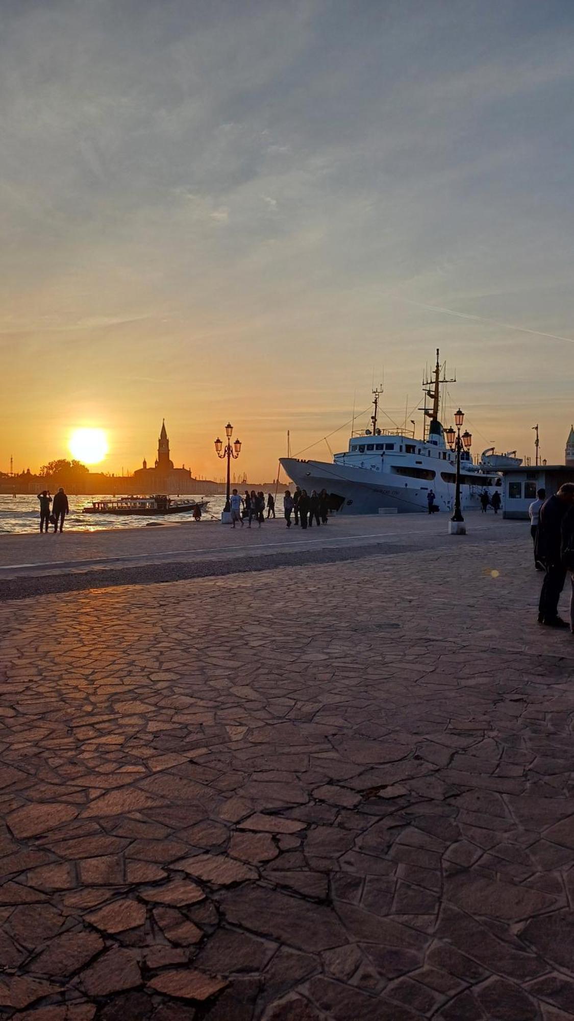 La Dolce Venezia Guesthouse ภายนอก รูปภาพ